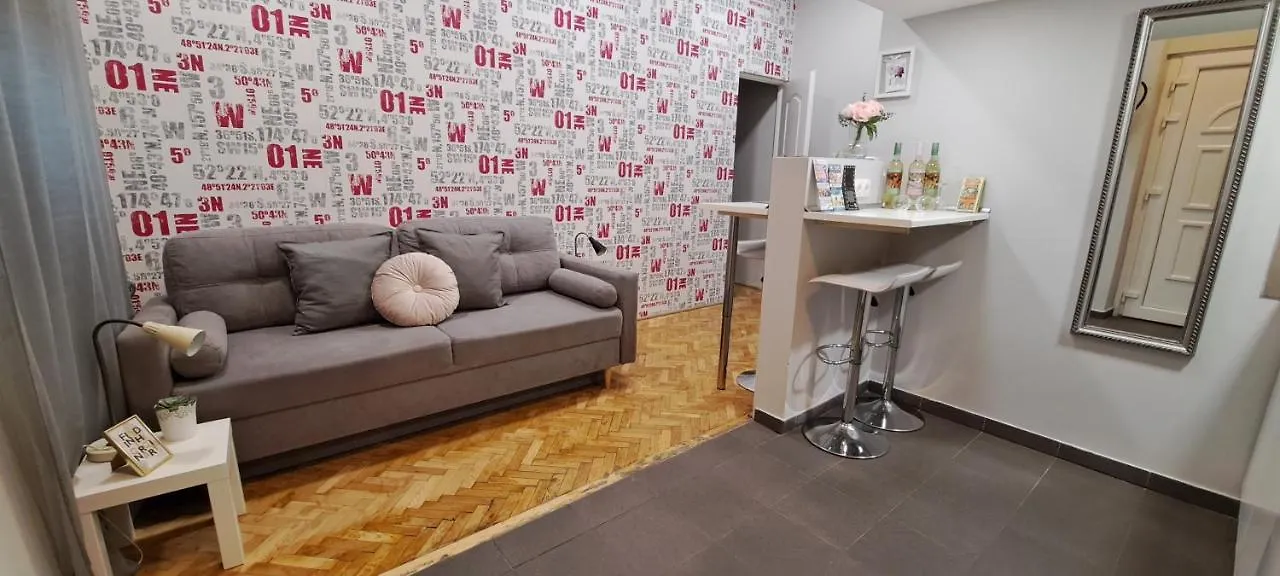6-Pack Apartment In The Party District Budapest